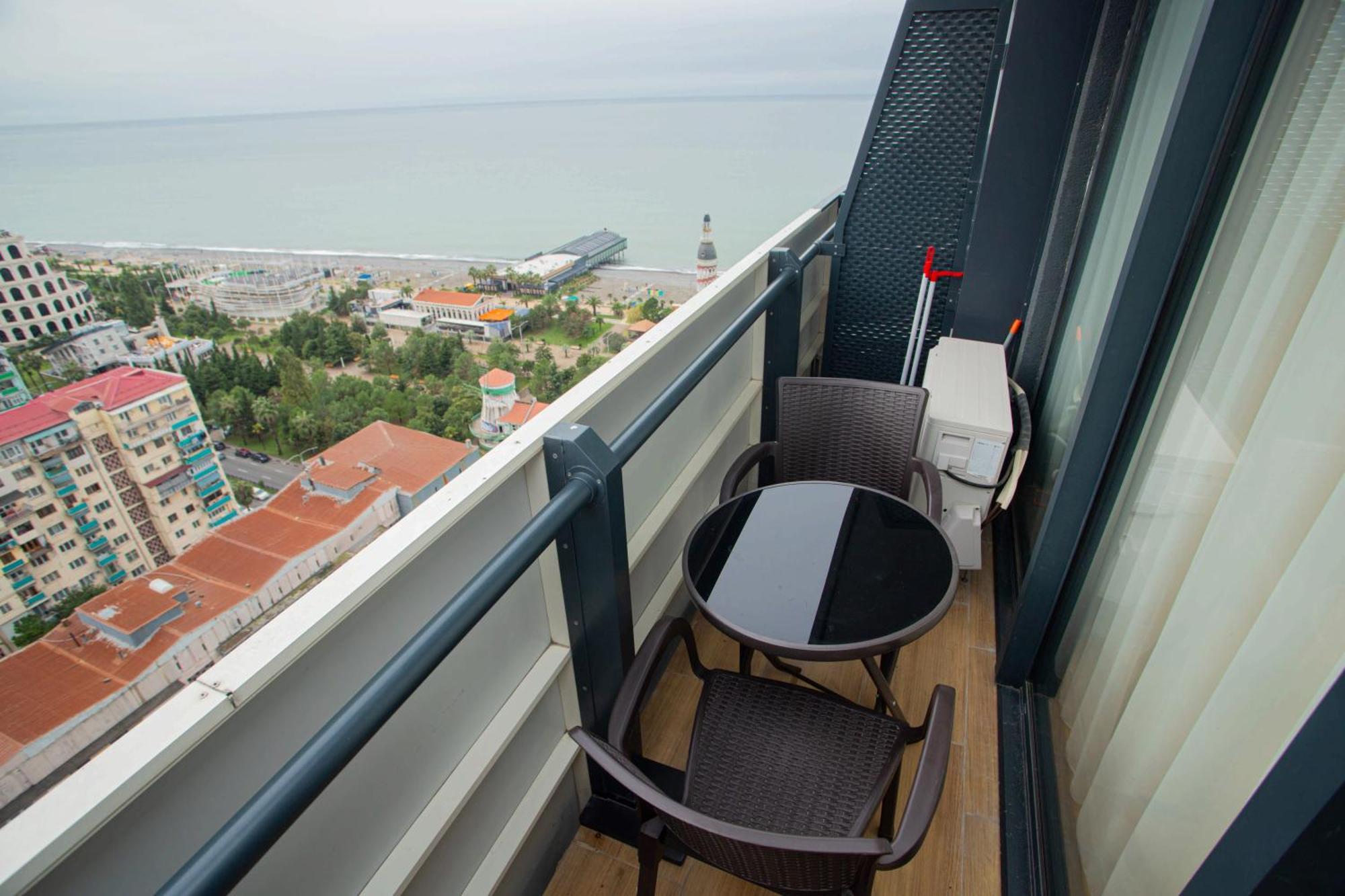 Orbi City Panoramic View Batumi Esterno foto